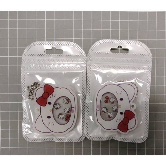 Hello Kitty Keychain Shaker - Picture 3 of 3